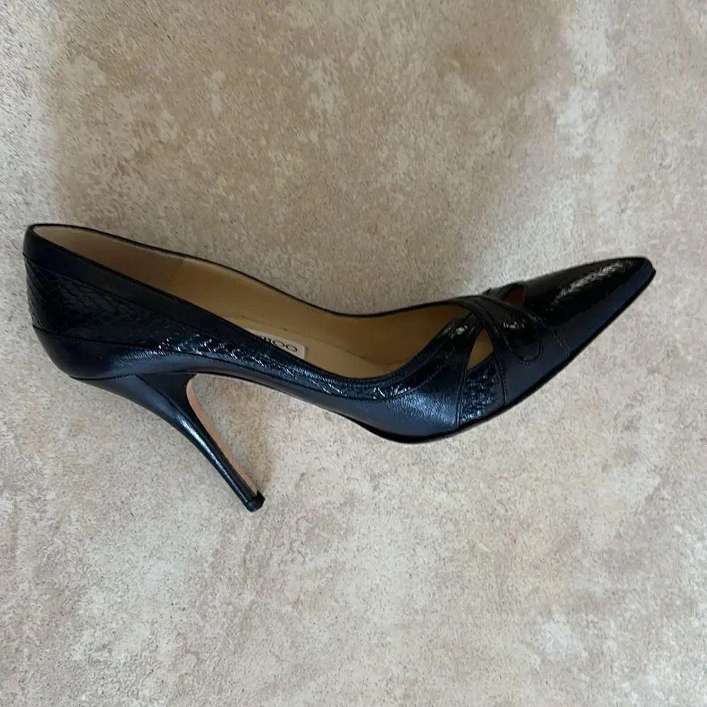 Jimmy Choo Navy Blue Snakeskin & Leather Pointed-Toe Pumps – Size 37.5 - Picture 11 of 14